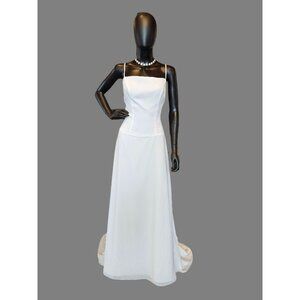 NWOT Simple White Chiffon Drop Waist Spaghetti Strap Wedding Gown